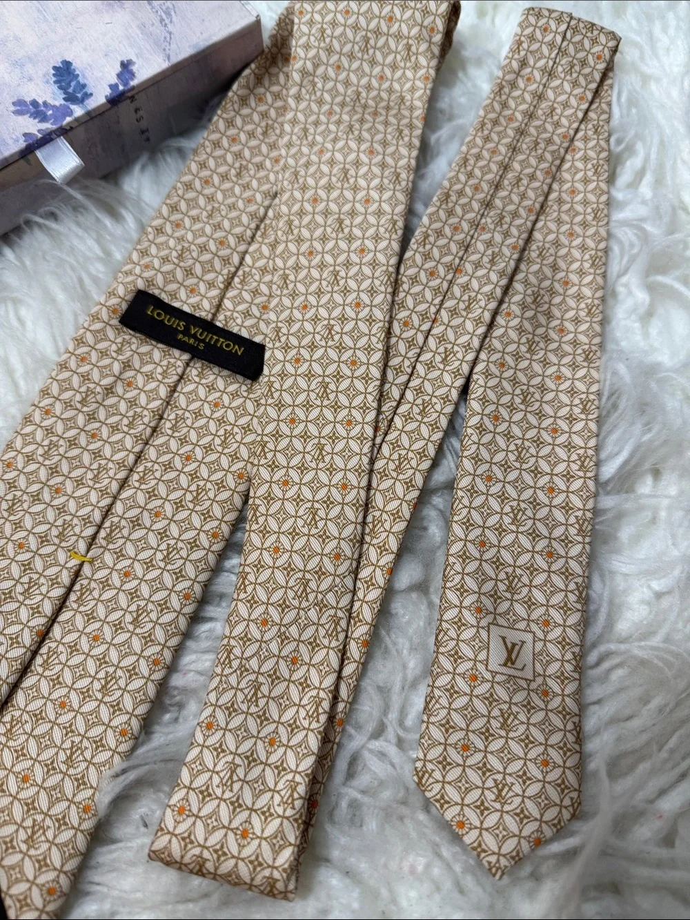 Louis Vuitton Monogram Cream and Tan Geometric Silk Tie